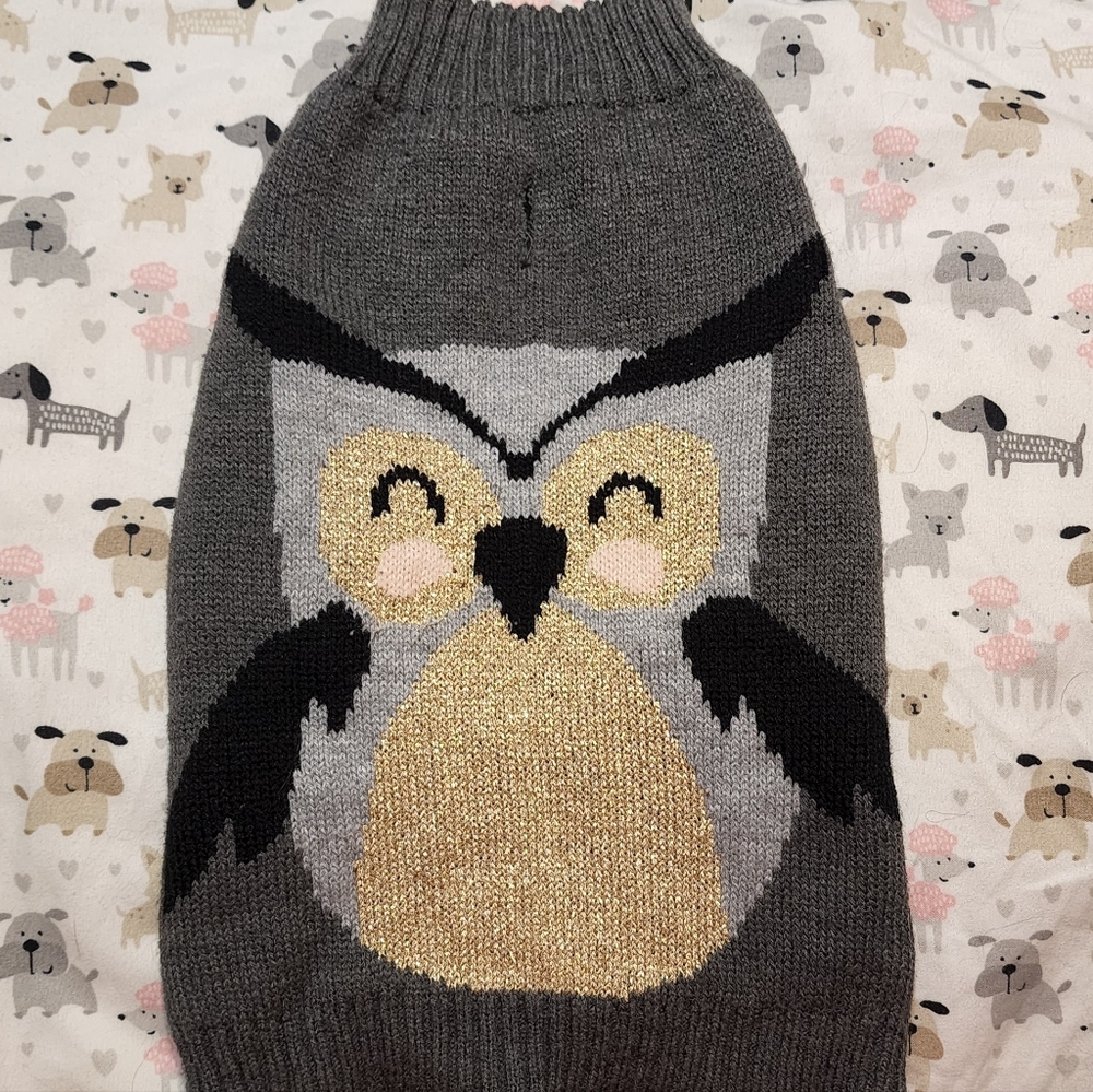 Pet sweater size small by Vibrant Life